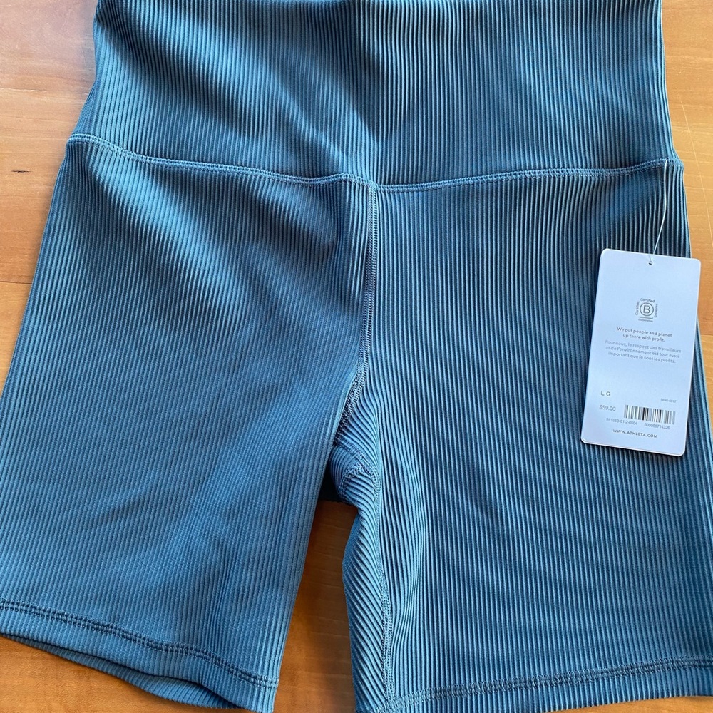 Athleta Elevation Ribbed Short